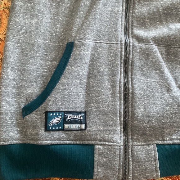 New with tags Eagles Zip up hooded sweatshirt - Picture 4 of 4